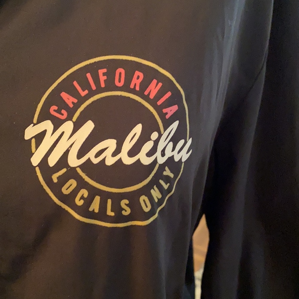 Brandy Melville Malibu logo great windbreaker jacket with hood. - Picture 5 of 10